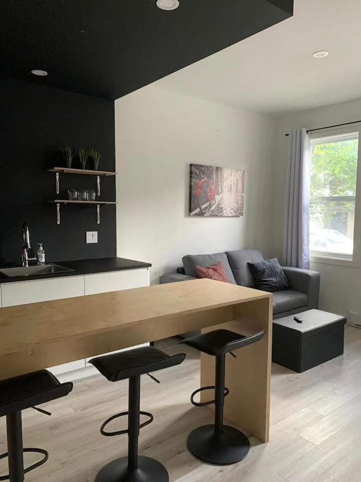 Appartements Le Charme De Limoilou Квебек Экстерьер фото